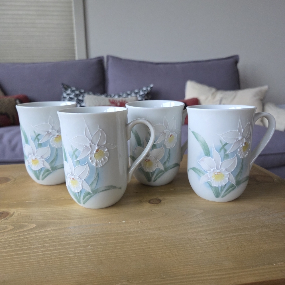 4-Piece Otagiri Japanese Porcelain Orchid Mugs